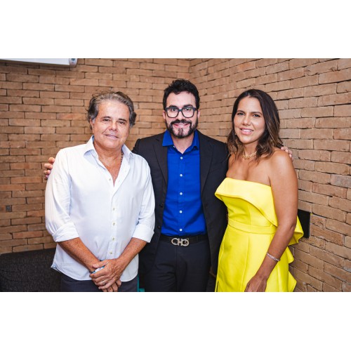 # Padre Fábio de Melo dá um brilho extra a evento alusivo ao Dia dos Pais da Diamond Design