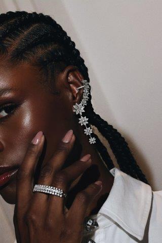 # Diamond Design lança GarDDen, coleção inspirada em um jardim encantado, no desfile da PatBO, em São Paulo # Diamond Design lança GarDDen, coleção inspirada em um jardim encantado, no desfile da PatBO, em São Paulo