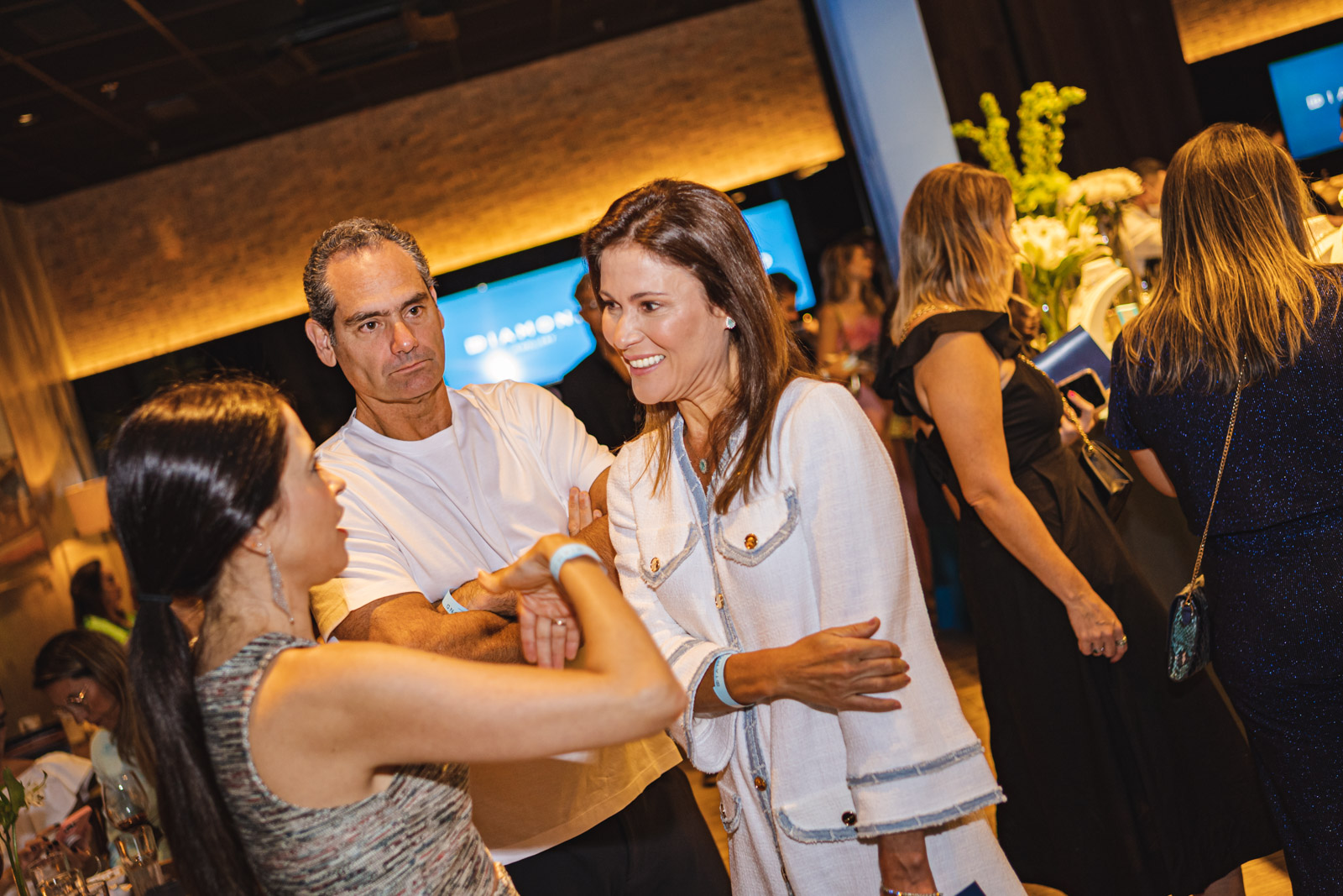 # Padre Fábio de Melo dá um brilho extra a evento alusivo ao Dia dos Pais da Diamond Design # Padre Fábio de Melo dá um brilho extra a evento alusivo ao Dia dos Pais da Diamond Design